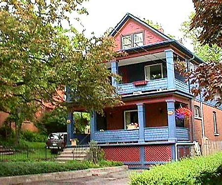 Bluecrest Bed And Breakfast ไนแอการาฟอลส์ ภายนอก รูปภาพ